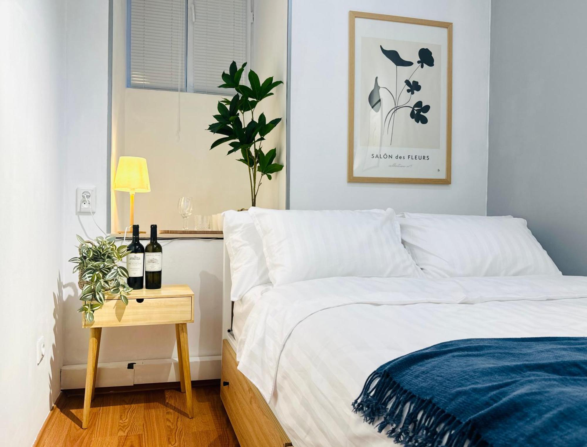 Cosy Koala Hostel Тбілісі Екстер'єр фото