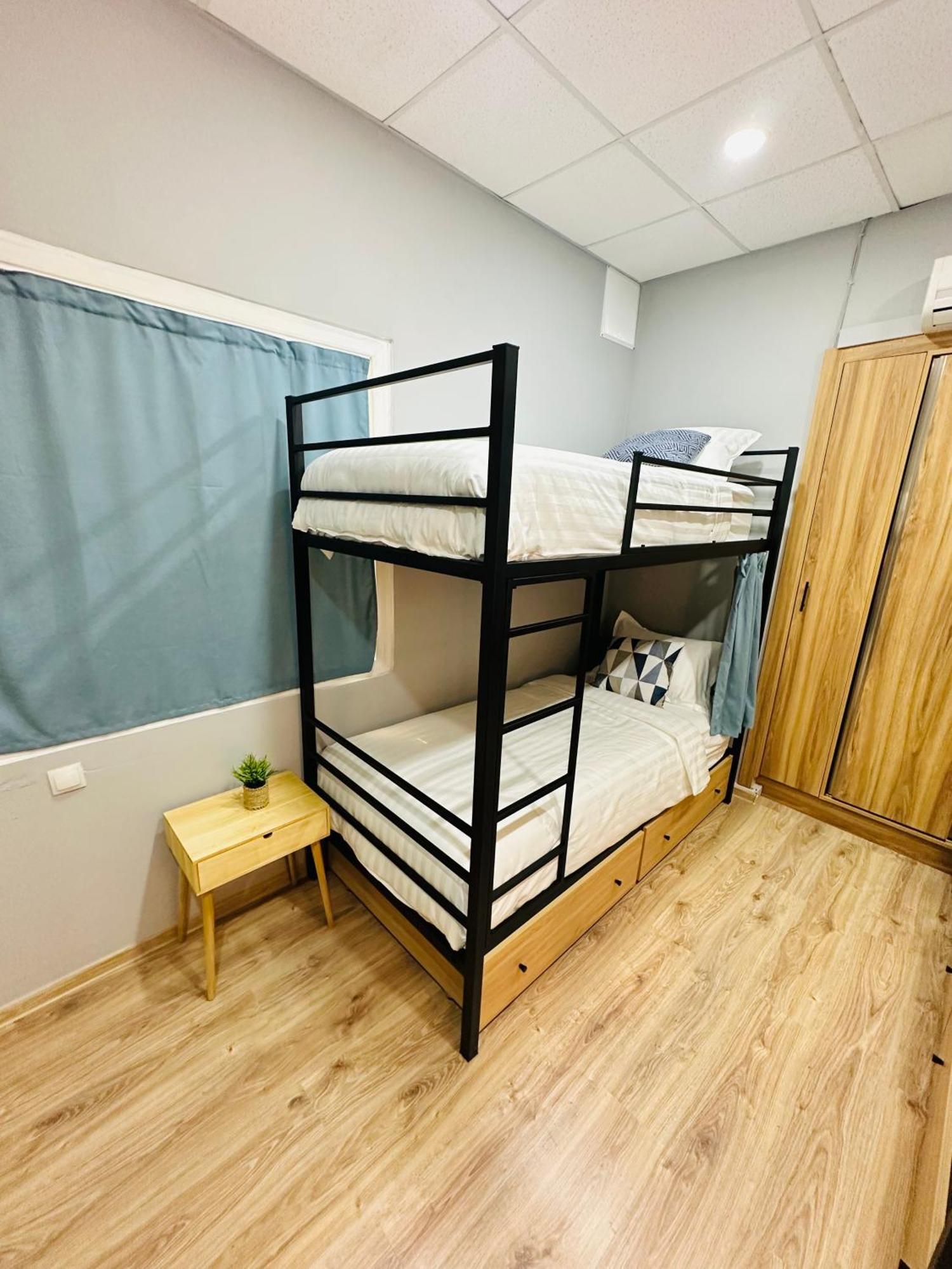 Cosy Koala Hostel Тбілісі Екстер'єр фото